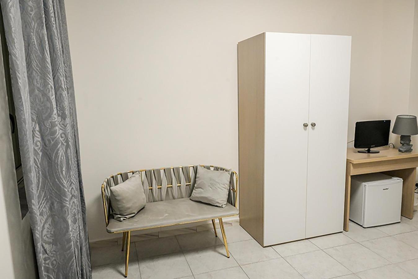 Suisse Hotel Caserta Eksteriør billede
