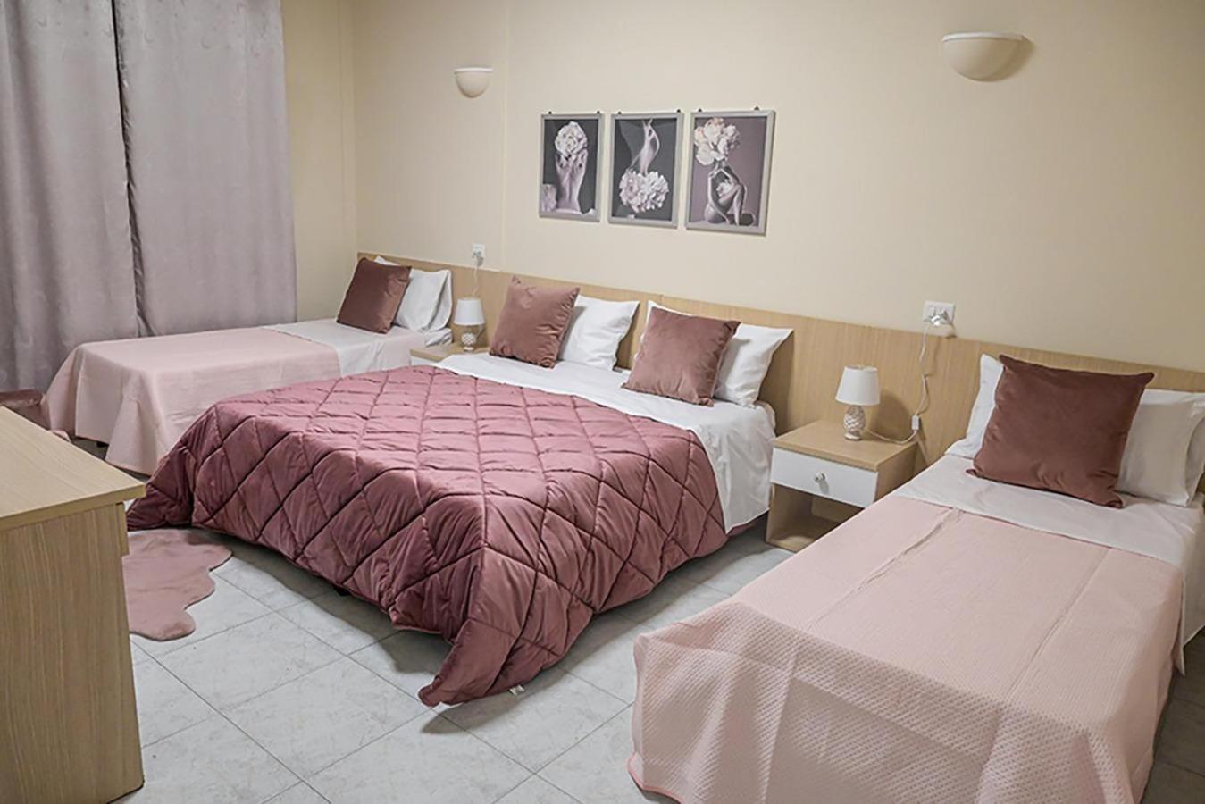 Suisse Hotel Caserta Eksteriør billede