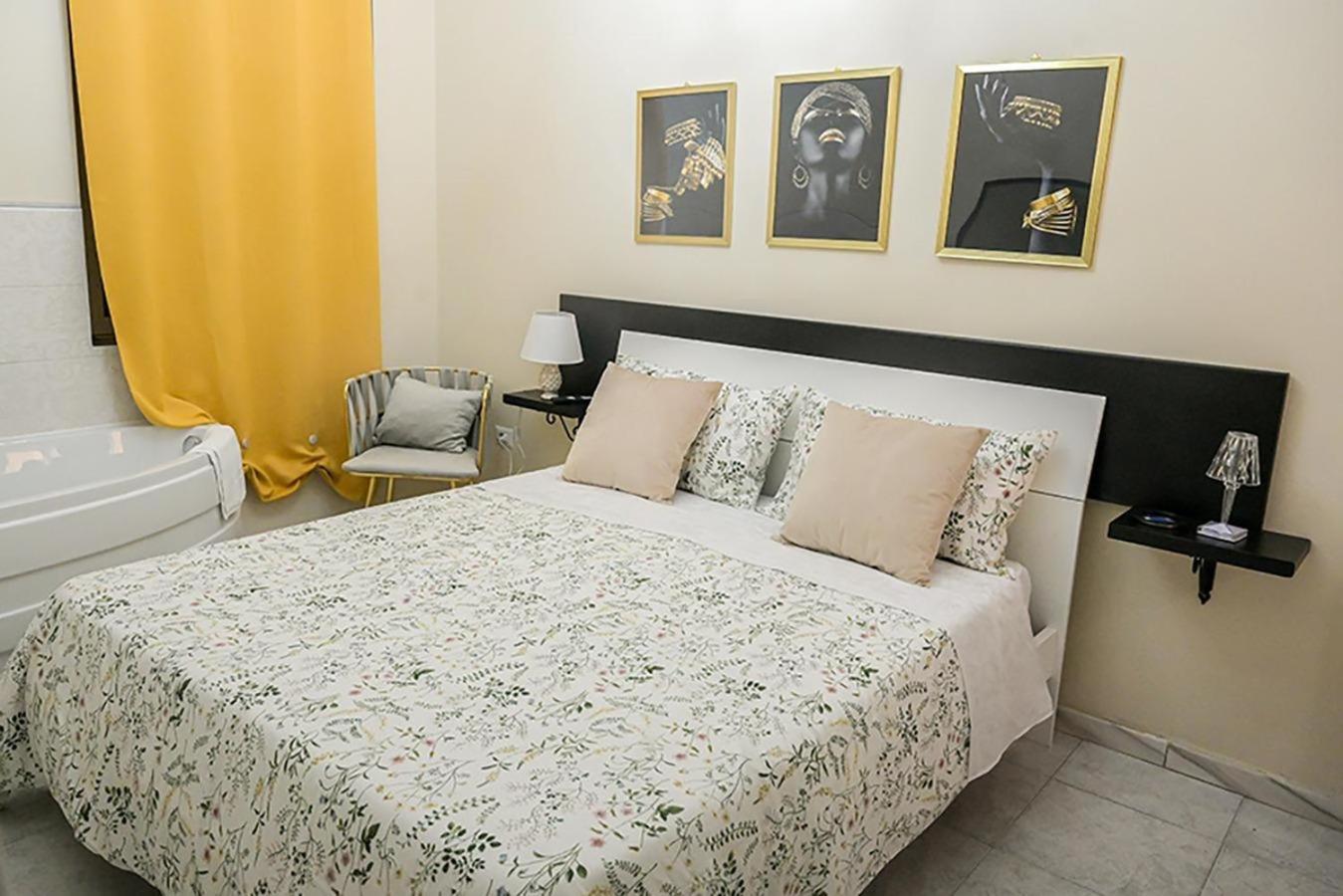 Suisse Hotel Caserta Eksteriør billede